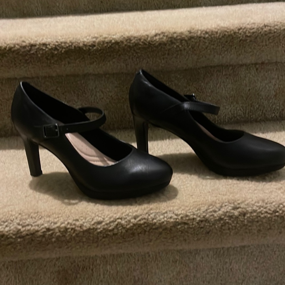 Brand new maryjane Clark’s
